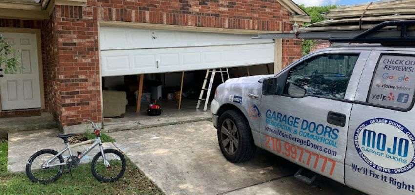 San Antonio Garage Door Technicians