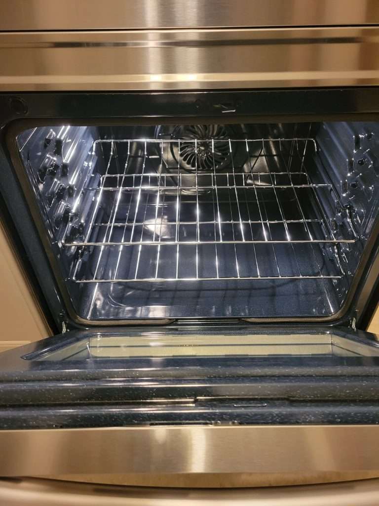 clean-oven-view-inside-oven